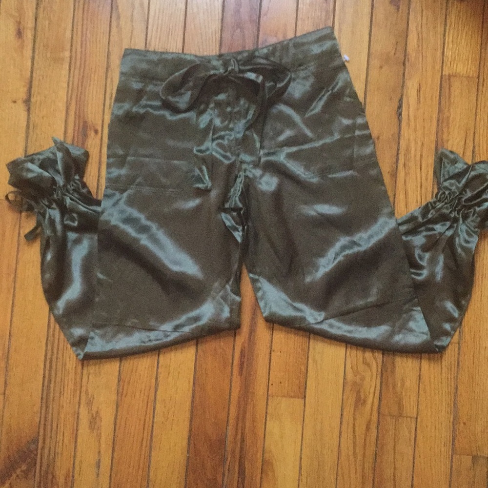 Pants - Picture 2 of 4
